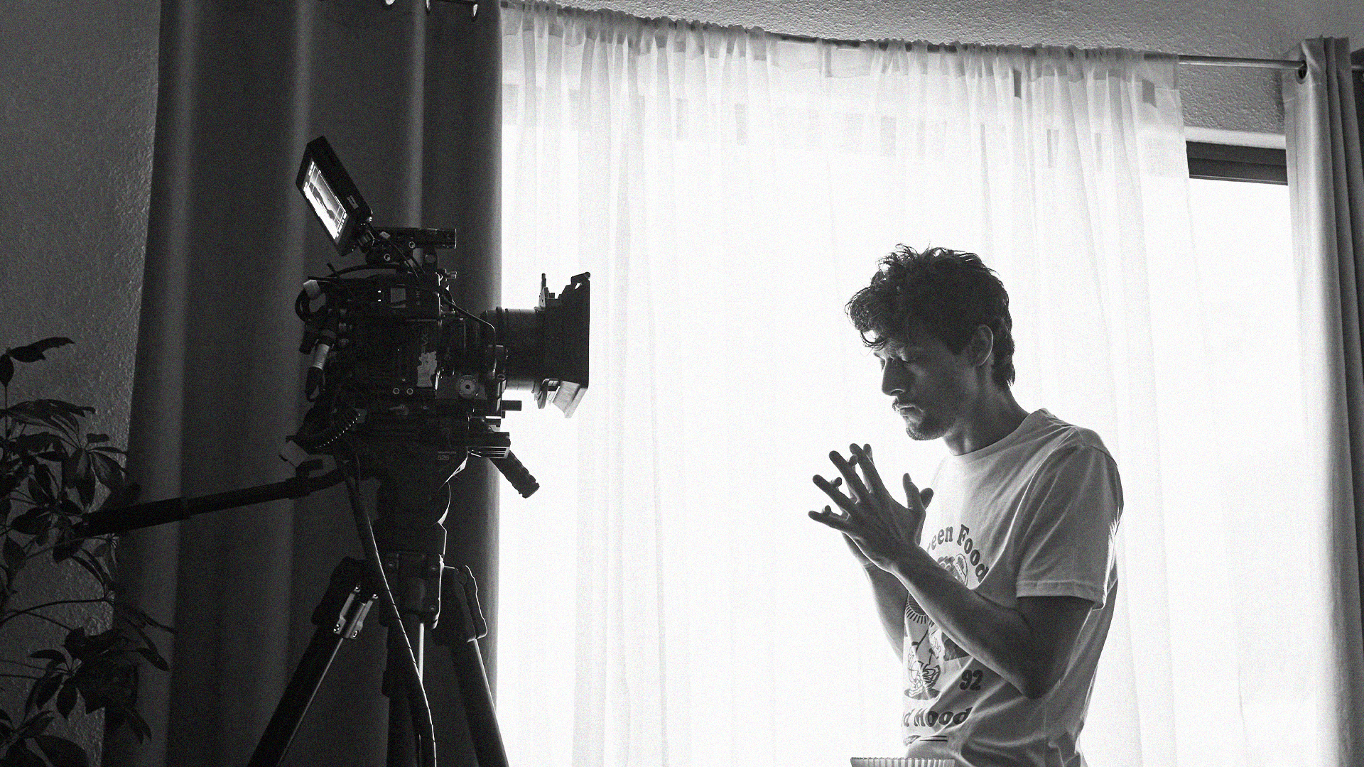 Un tal Borges - Newtopia Studios LLC ©2024 All rights reserved